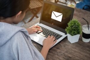 5 Sites Para Ganhar Dinheiro Lendo Emails – Funciona Mesmo?